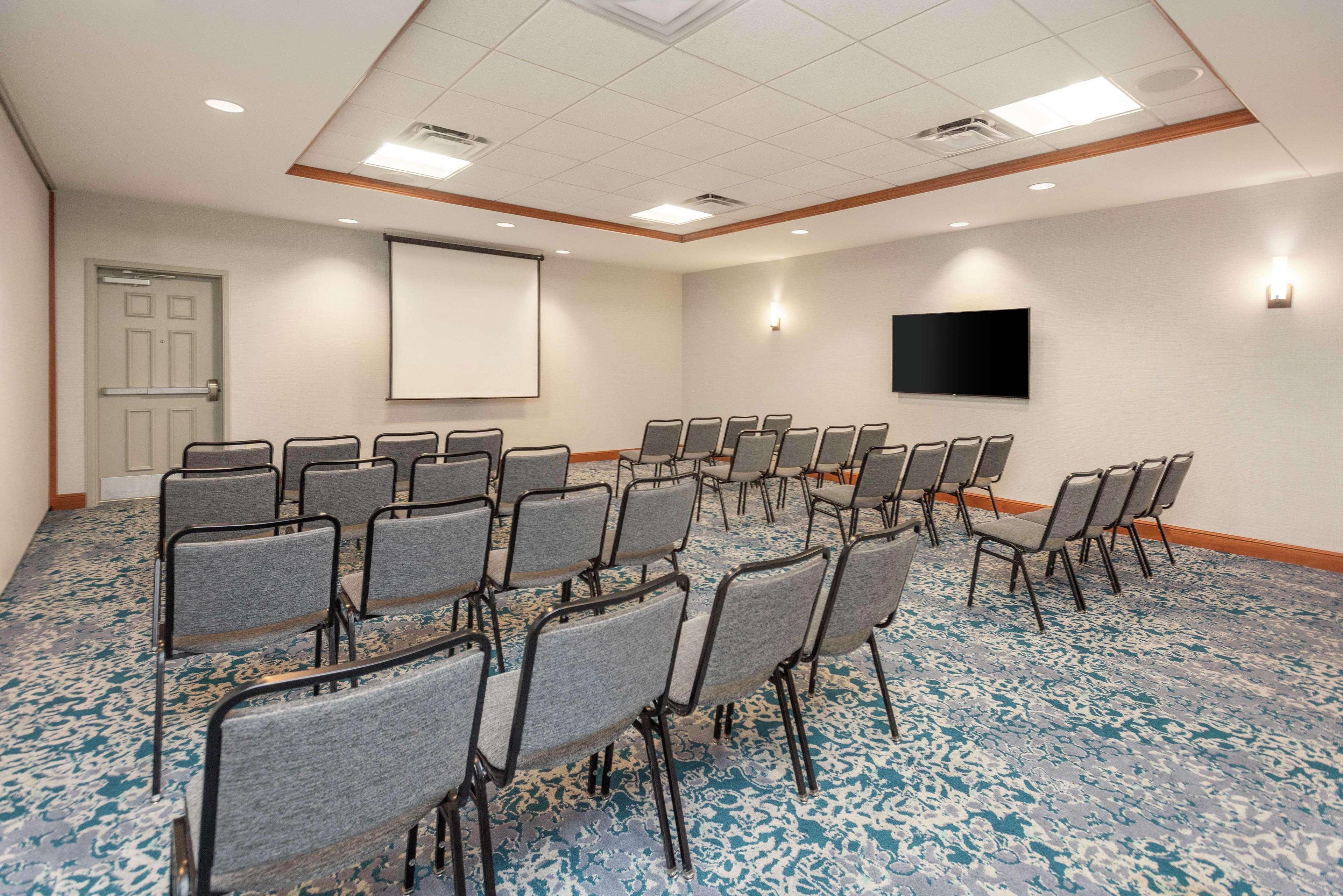 Hilton Garden Inn Schaumburg Extérieur photo
